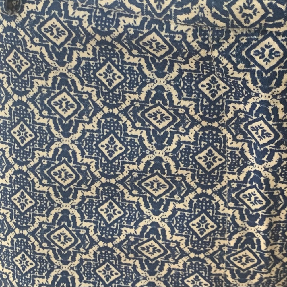 PURE COLLECTION Geo Print Cotton Capri Pants Blue and White - Picture 7 of 16